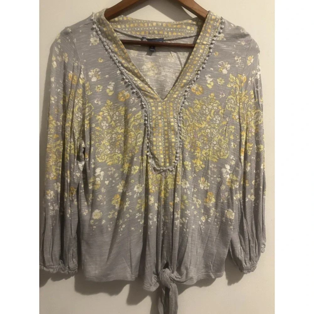 Democracy Top‎ Shirt Women's Gray Yellow Casual Womens Medium Floral